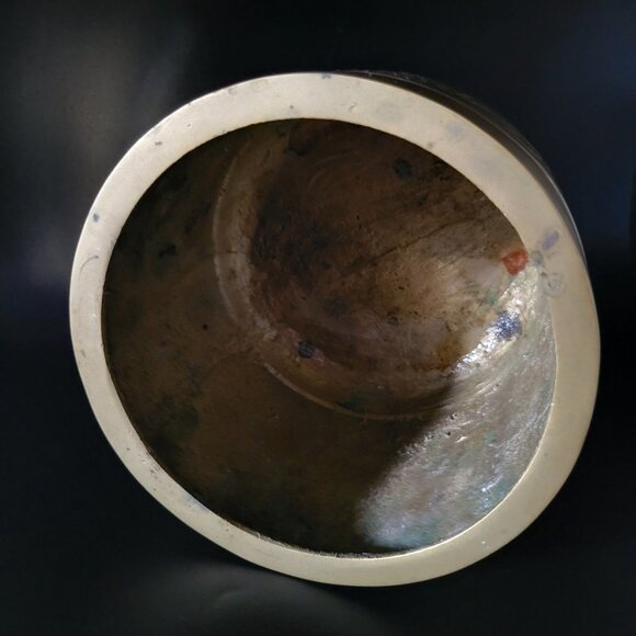 Vintage Brass Planter, Brass Chinese Cachepot with Feet and Etched Floral Design - Picture 5 of 7